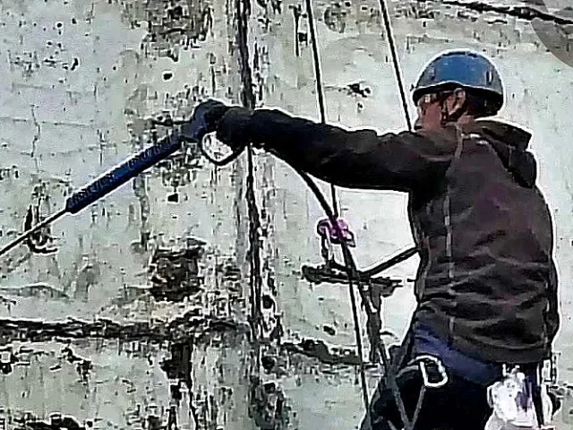 Особенности промышленного альпинизма при ремонте силосов элеваторов (особенности, возникающие при работе промальпинистов на зерновых элеваторах)